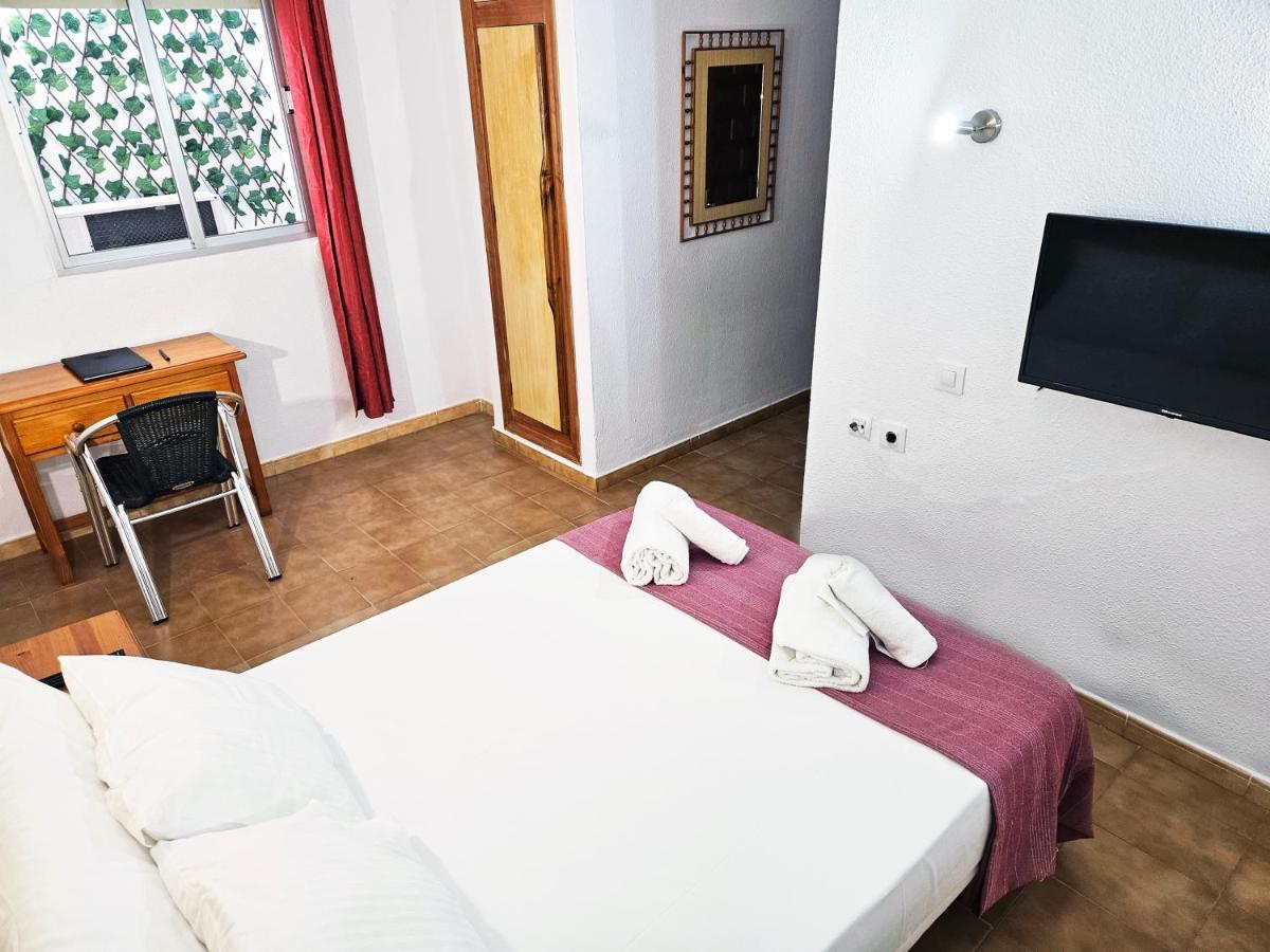 Hotel San Vicente - Centro Playa Коніль-де-ла-Фронтера Екстер'єр фото