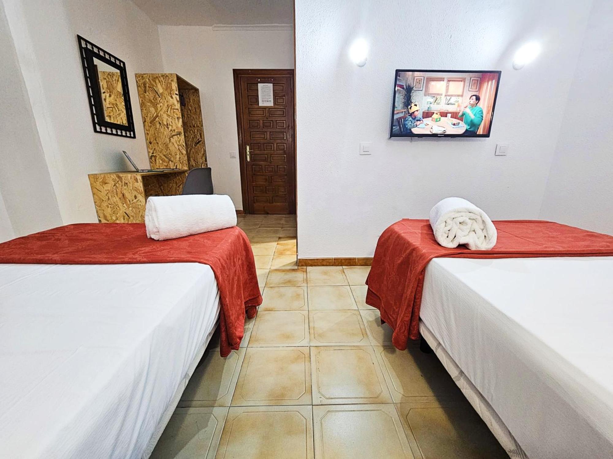Hotel San Vicente - Centro Playa Коніль-де-ла-Фронтера Екстер'єр фото