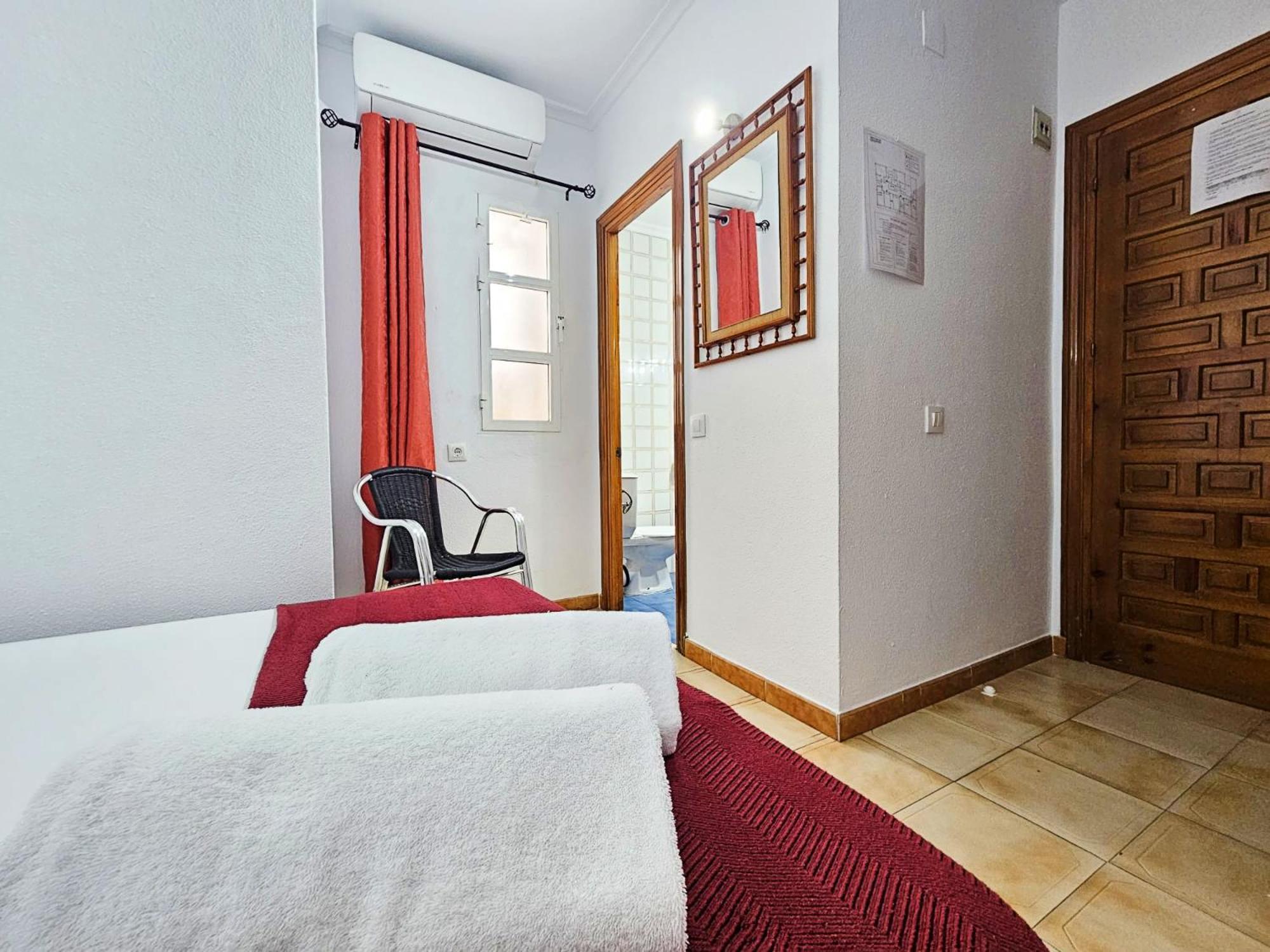 Hotel San Vicente - Centro Playa Коніль-де-ла-Фронтера Екстер'єр фото