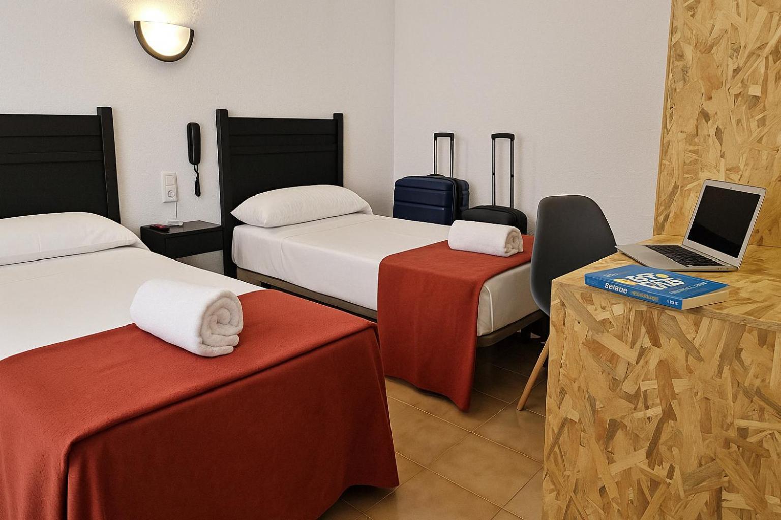 Hotel San Vicente - Centro Playa Коніль-де-ла-Фронтера Екстер'єр фото